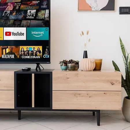 Fronte Mare-piscina- Pista Ciclabile *